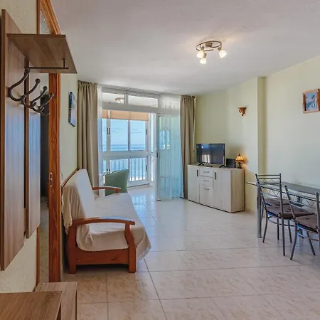 Americas Best! Torres De Yomely11